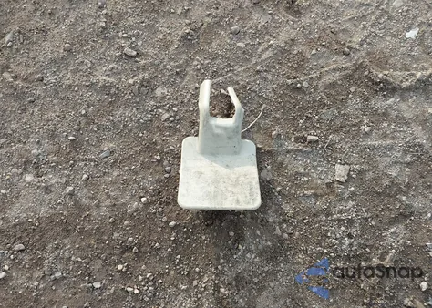 2013 Nissan Pathfinder Sl z USA, uszkodzony, nr VIN 5N1AR2MN1DC660382